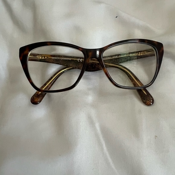 Authentic designer eyeglasses. - Picture 11 of 16